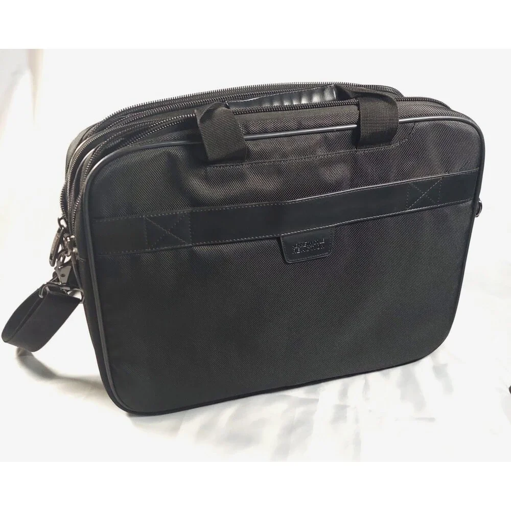 Kenneth Cole Reaction EZ Scan Black Laptop Messenger Bag Carry On Briefcase